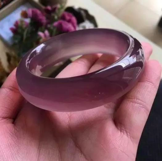 世界上最名贵的10种奇玛瑙，中国南红玛瑙独居之首  第7张