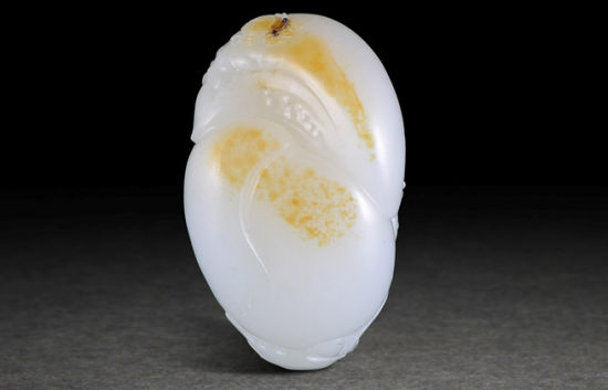 翡翠吊坠查询价格玉雕大师黄杨洪：精工俏色成竹在胸  第3张