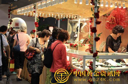 翡翠玉雕精品亮相第三届中国翠玉文化节  第3张