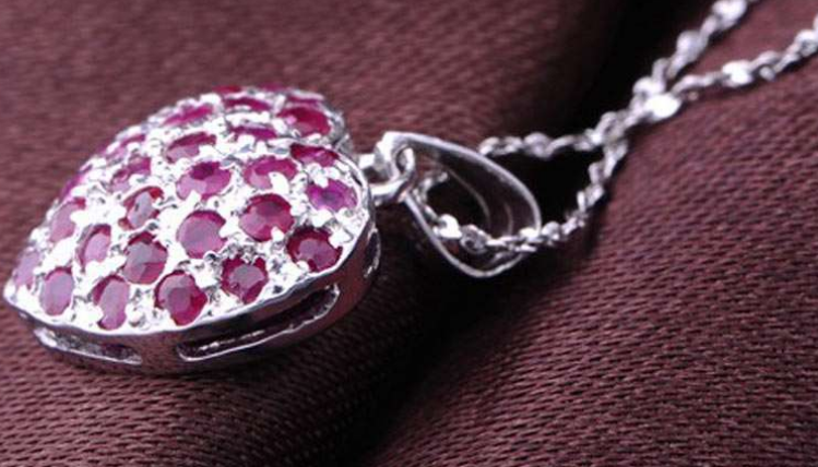 熠熠生辉的红宝石，与鸽血有什么关系你知道吗？  第5张