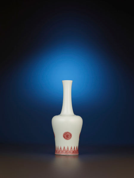 300翡翠原石佳士得秋拍中国瓷器及工艺精品呈献400件珍品  第2张