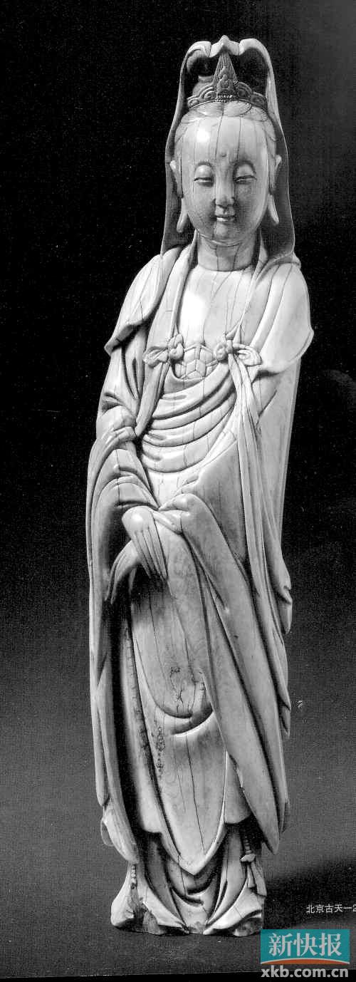 材质决定玉观音价格，年代是浮云 翡翠成拍卖绝对主力，要看种色水  第3张