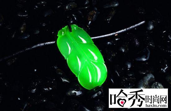 玉石之魅力：批发商加价20%抢购翡翠  第2张