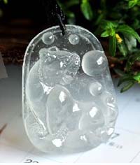 翡翠有晶体说明a货吗缅甸翡翠收藏 天生丽质尽显内敛之美  第2张