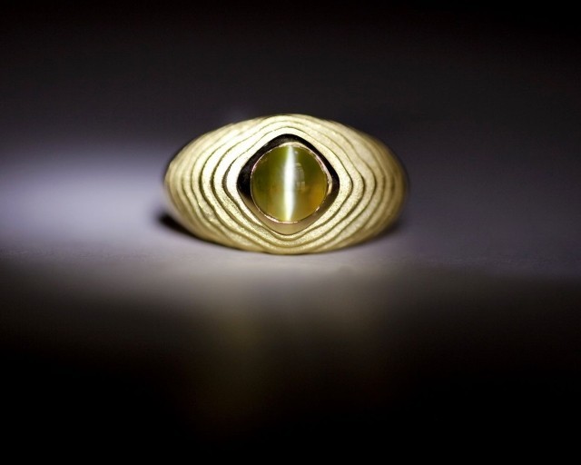 阳美翡翠交易网天价的灵性之石—金绿猫眼  第4张