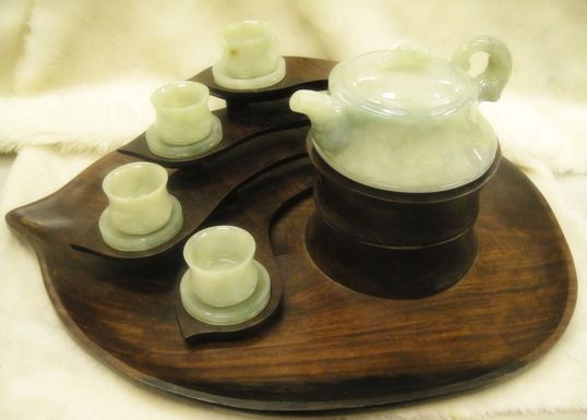 长形翡翠镶嵌戒指菜百学堂：赏名作品玉壶  第2张