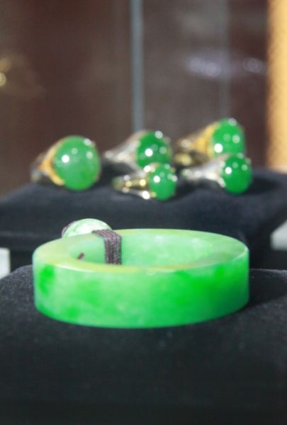 和田玉翡翠精品北京大联展  第2张