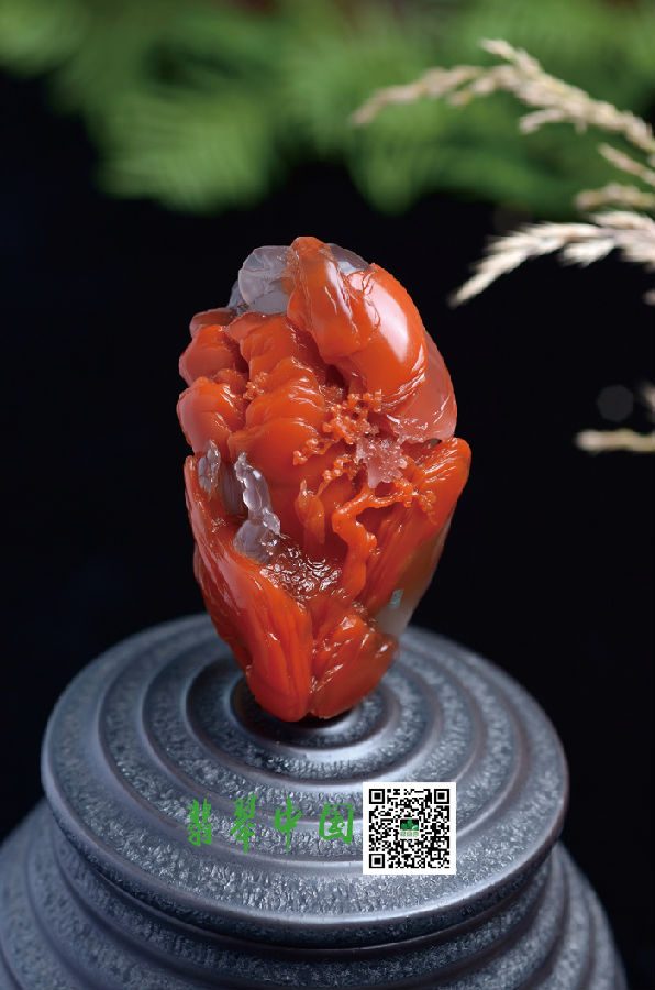 什么是翡翠项链a货翡翠网专访玉雕大师刘东：谈雕刻艺术创作  第8张