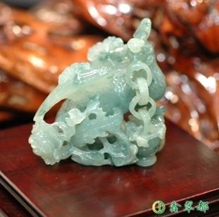 《翡翠收藏入门百科》之糯化种  第3张