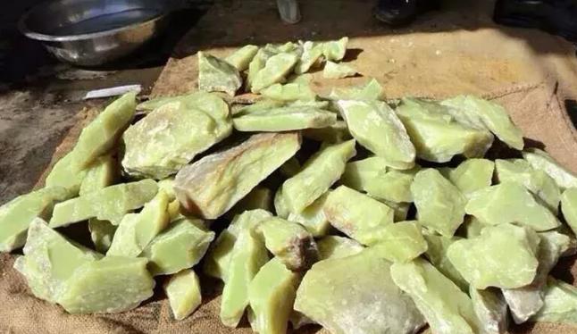 史上最贵的黄玉你见过吗？  第20张