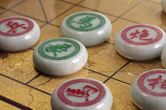 糯种原石翡翠象棋 小小棋盘一片天  第2张