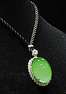 金蟾翡翠戒指广东揭阳阳美翡翠精品首次在国家博物馆展出