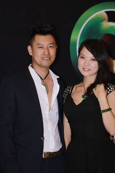 翡翠手镯的拼音东方雅典翡翠新品发布会隆重举行  第2张