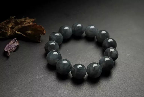 这种翡翠又脏又丑，居然卖到15000000  第12张