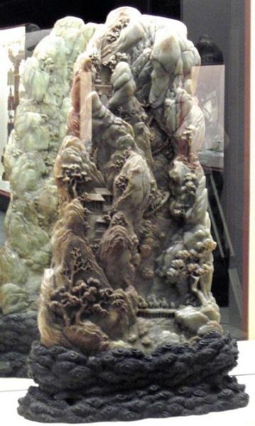 清代扬州玉雕绝活六大件  第2张