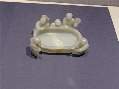 文房自古多藏玉(图)  第2张