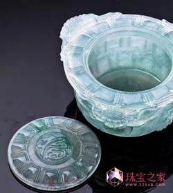 真翡翠手镯多少钱东方晓鸣珍藏翡翠精品欣赏  第2张