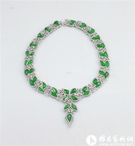 翡翠奢侈品璀璨亮相华艺春拍  第3张