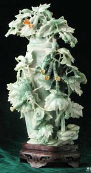 工艺大师 精美翡翠摆件： 文化内涵与视觉享受的有力碰撞  第1张