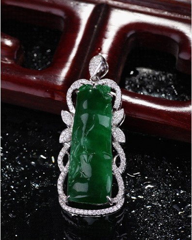 菜百首饰2013翡翠月活动启动  第4张