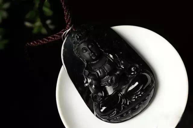 翡翠里的新贵族—墨翠  第3张