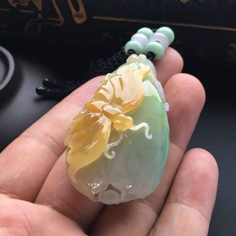 翡翠的黄翡其实还分黄翡和翡黄，一起来认识黄翡  第3张