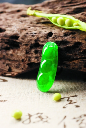 正冰翡翠原石每一件礼物里都有一个故事  第1张