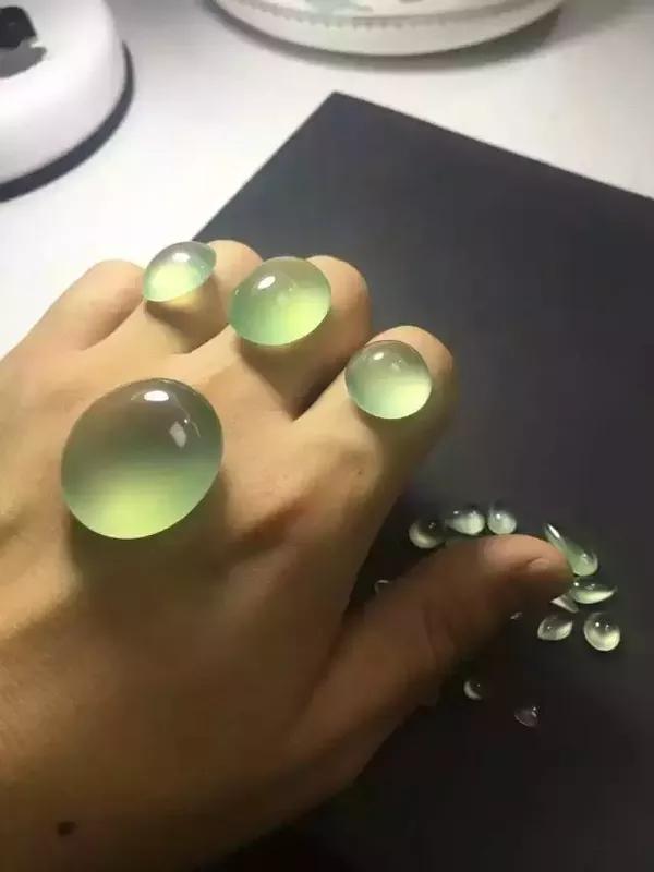 哪些因素导致翡翠价格高？  第1张