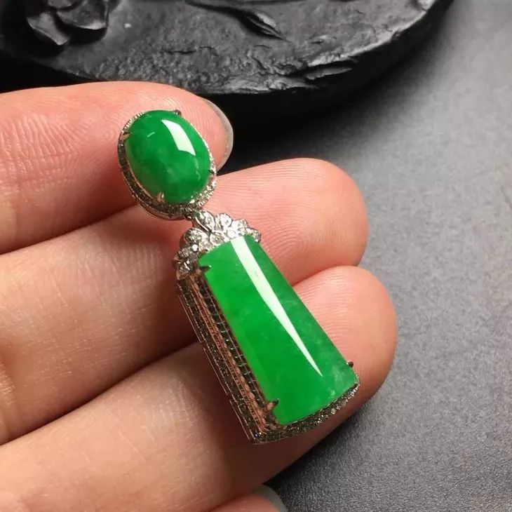 缅甸翡翠八大矿口翡翠的选购中的影响因素  第4张