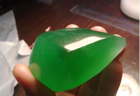 浅谈“玉中之王”——翡翠  第7张