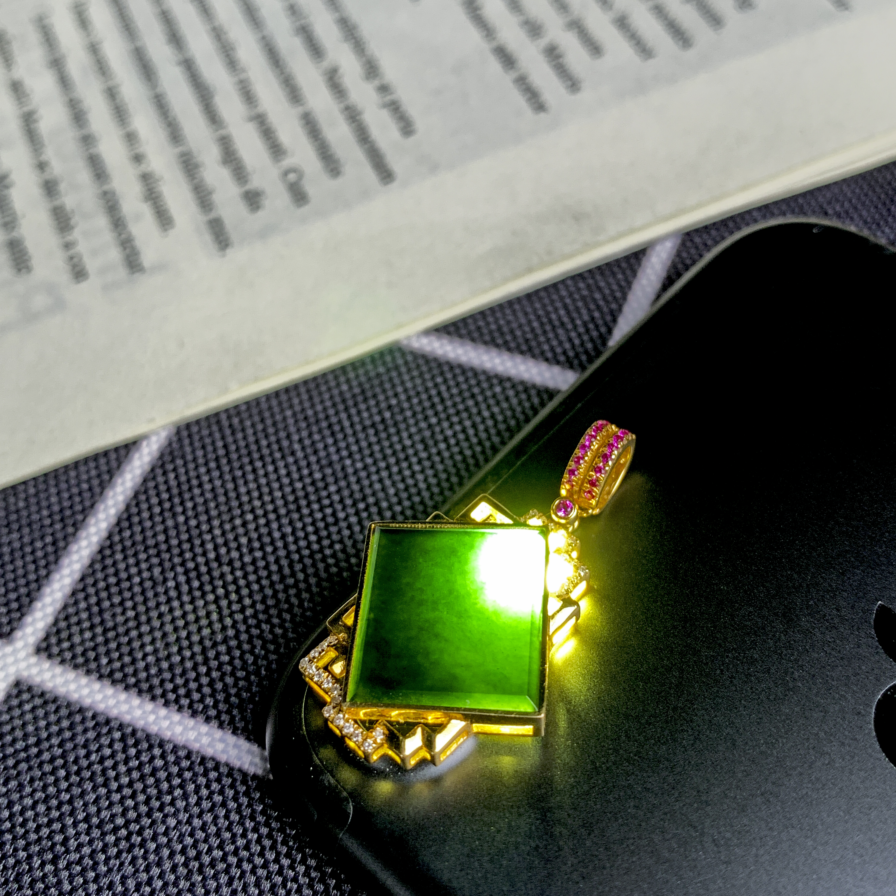 墨翠除了黑乎乎的，没什么特点？该怎么鉴定好坏？  第10张