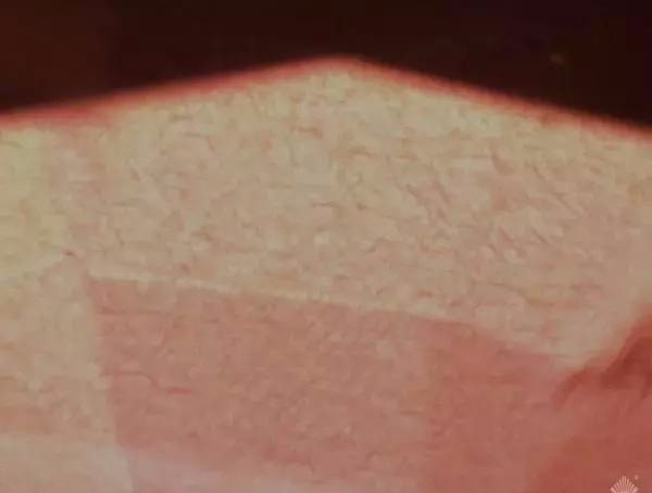 什么是冰种翡翠一般多少钱红宝石的内部特征你见过哪些？  第2张