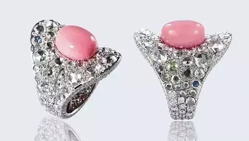 翡翠手镯像果冻珍珠的100种造型！不仅有圆的，还有爱心形、半圆形、像钻石的……  第12张