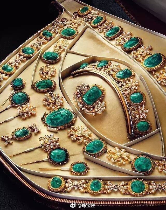 爆款大牌珠宝的宠儿-----孔雀石  第17张
