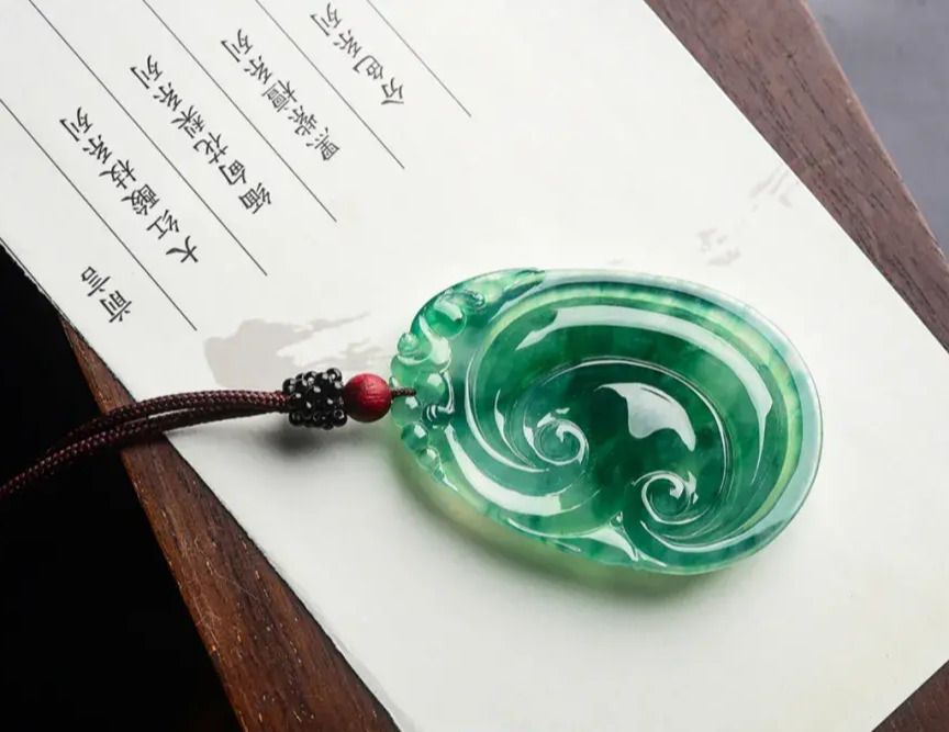 缅甸树化玉原石何为翡翠？翡翠怎样保养，水头更好？  第7张