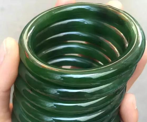 碧玉的五大门派：最贵的公斤几十万，最便宜的一块几百块  第8张