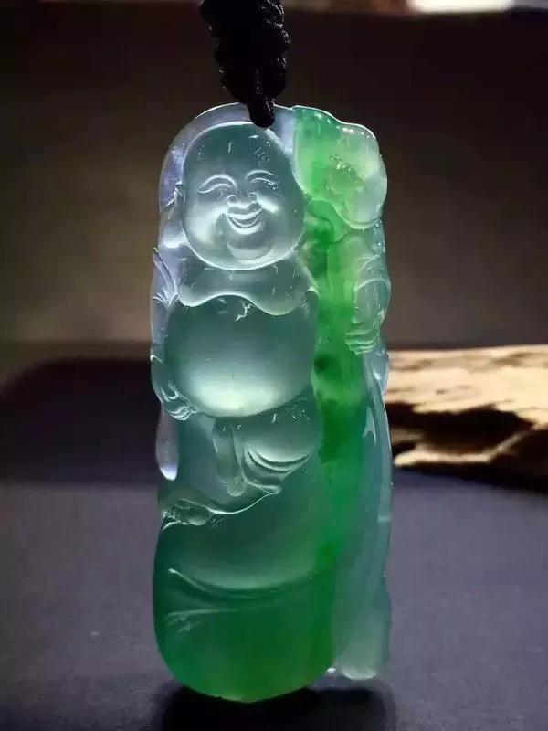 哪些因素导致翡翠价格高？  第4张