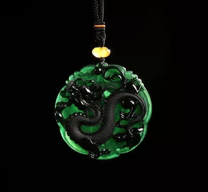 五年内，翡翠市场最具收藏价值的4件翡翠  第17张