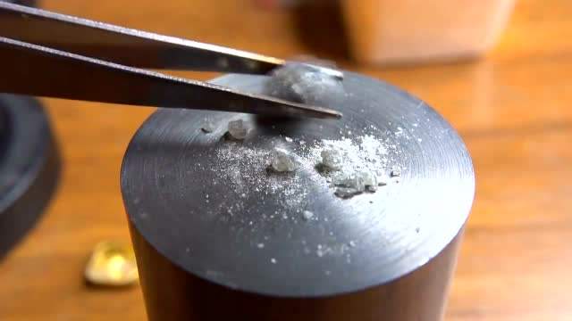 宝石绿翡翠金刚石在我国被应用了一千多年，那个时候大多西方还是蛮荒之地  第6张