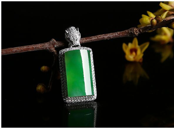 为什么翡翠会有很高的升值和收藏价值？  第6张