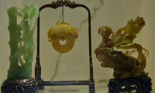 没有水种的翡翠岫玉的这五个主要品种，你知道吗？  第1张