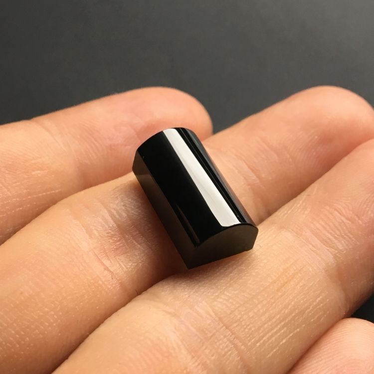 西安 翡翠手镯毛料墨翠真的越黑越好吗？  第3张