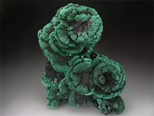 十大极品的翡翠摆件这么美的孔雀石你见过吗？太迷人了！  第26张