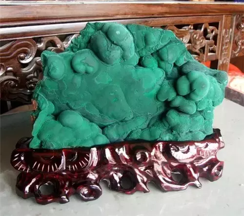 十大极品的翡翠摆件这么美的孔雀石你见过吗？太迷人了！  第8张