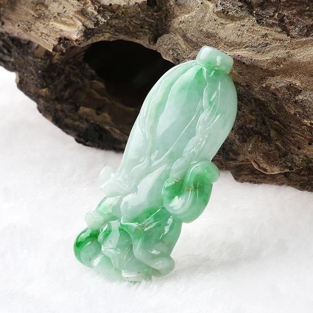 浅谈“玉中之王”——翡翠  第1张