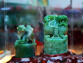 认识碧玉：不同于翡翠的美丽  第19张