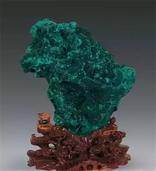 十大极品的翡翠摆件这么美的孔雀石你见过吗？太迷人了！  第6张