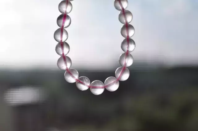 半绿半白翡翠手镯你不可不知的水晶知识大全  第3张