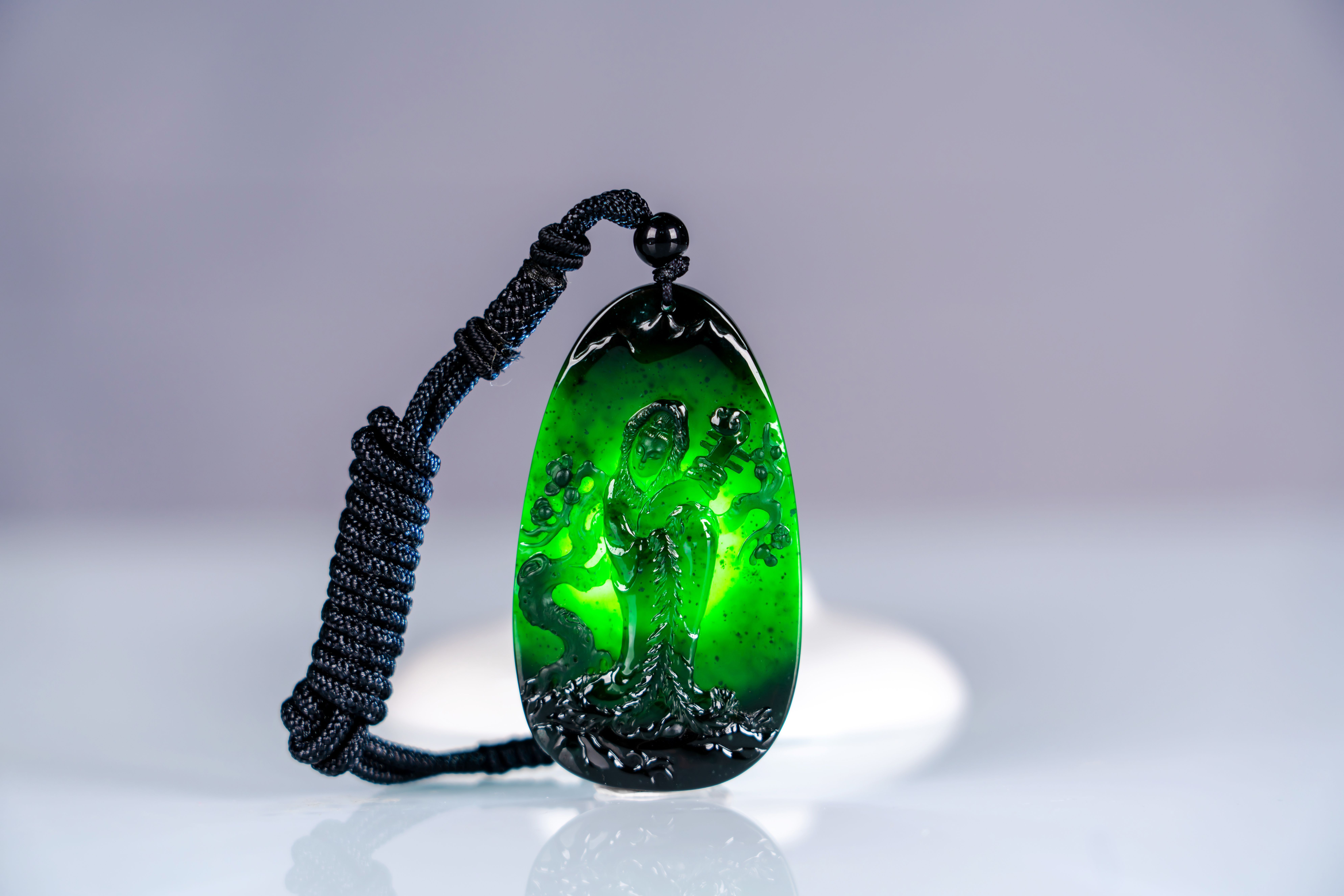 墨翠除了黑乎乎的，没什么特点？该怎么鉴定好坏？  第1张