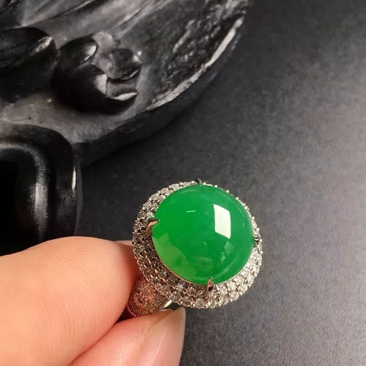 缅甸翡翠八大矿口翡翠的选购中的影响因素  第2张